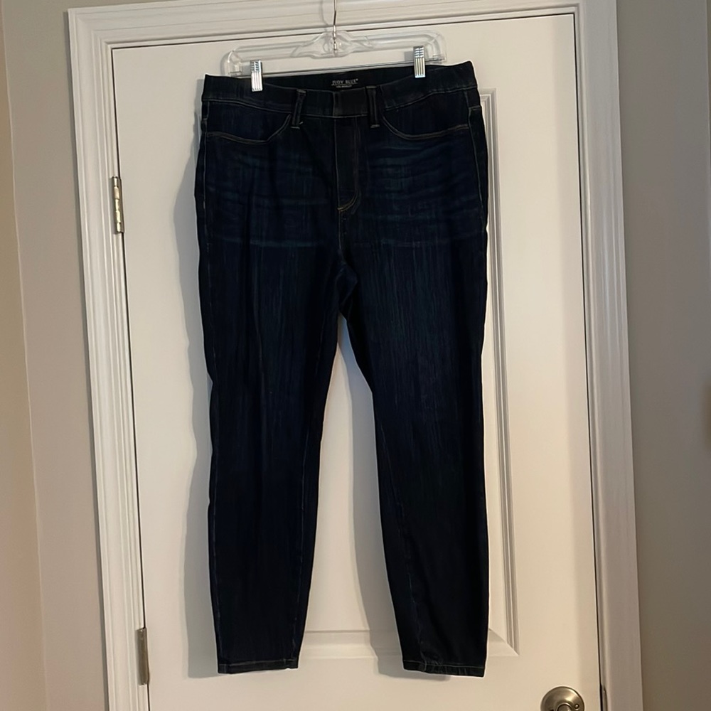 Judy blue pull on jeans. Size 14W